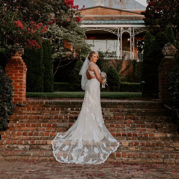 Meet your Posher, Lindsey - Picture 6 of 10